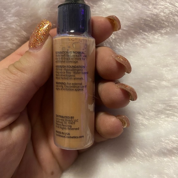 Luminess air brush foundation - Picture 2 of 2